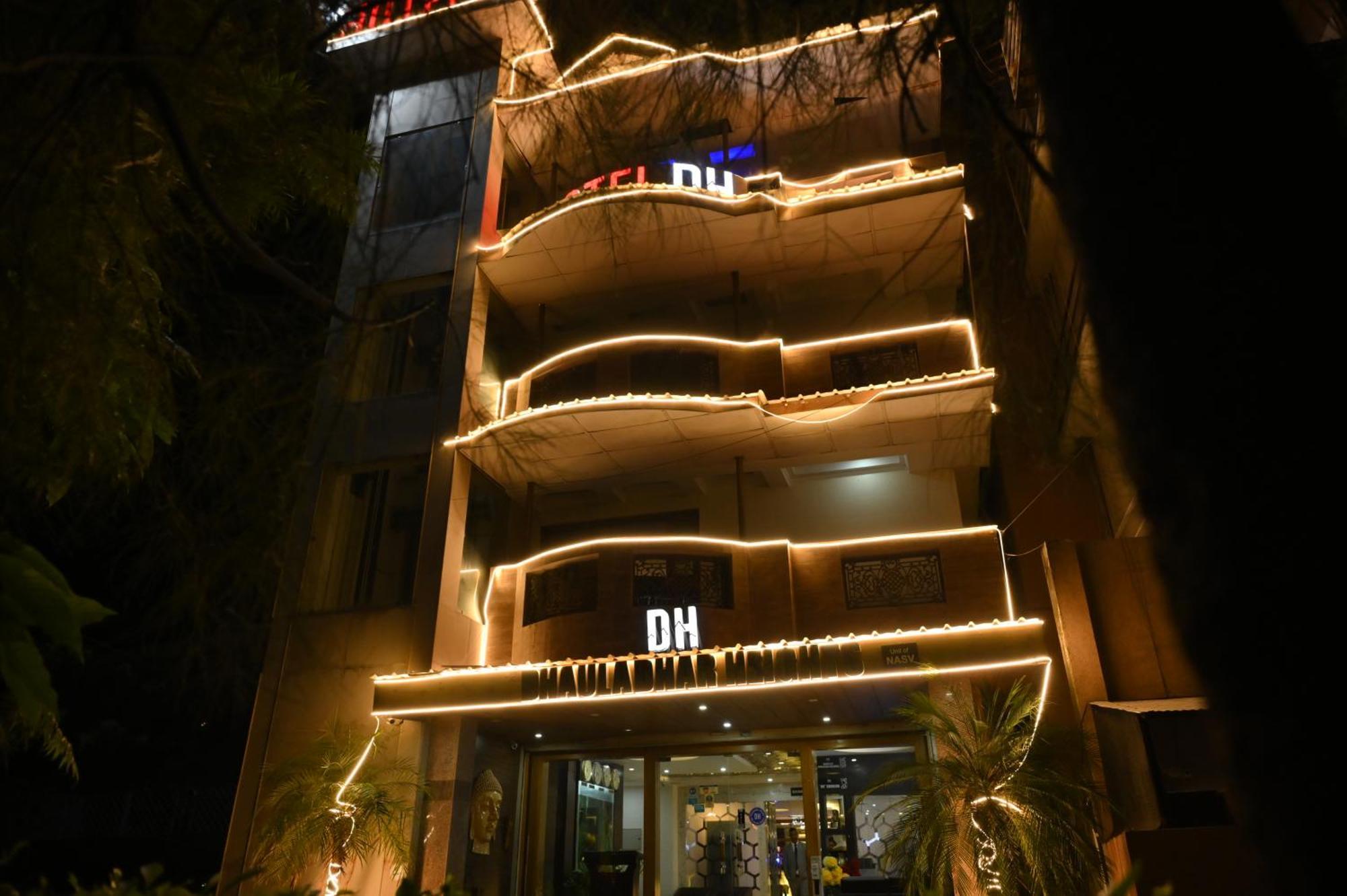 Hotel Dh Dharamshala Exterior foto